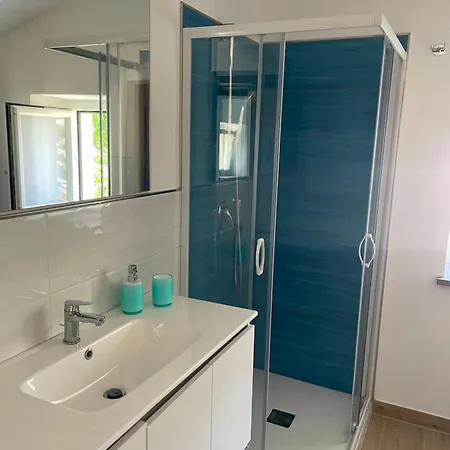 La Petit Maison Hébergement de vacances Meta